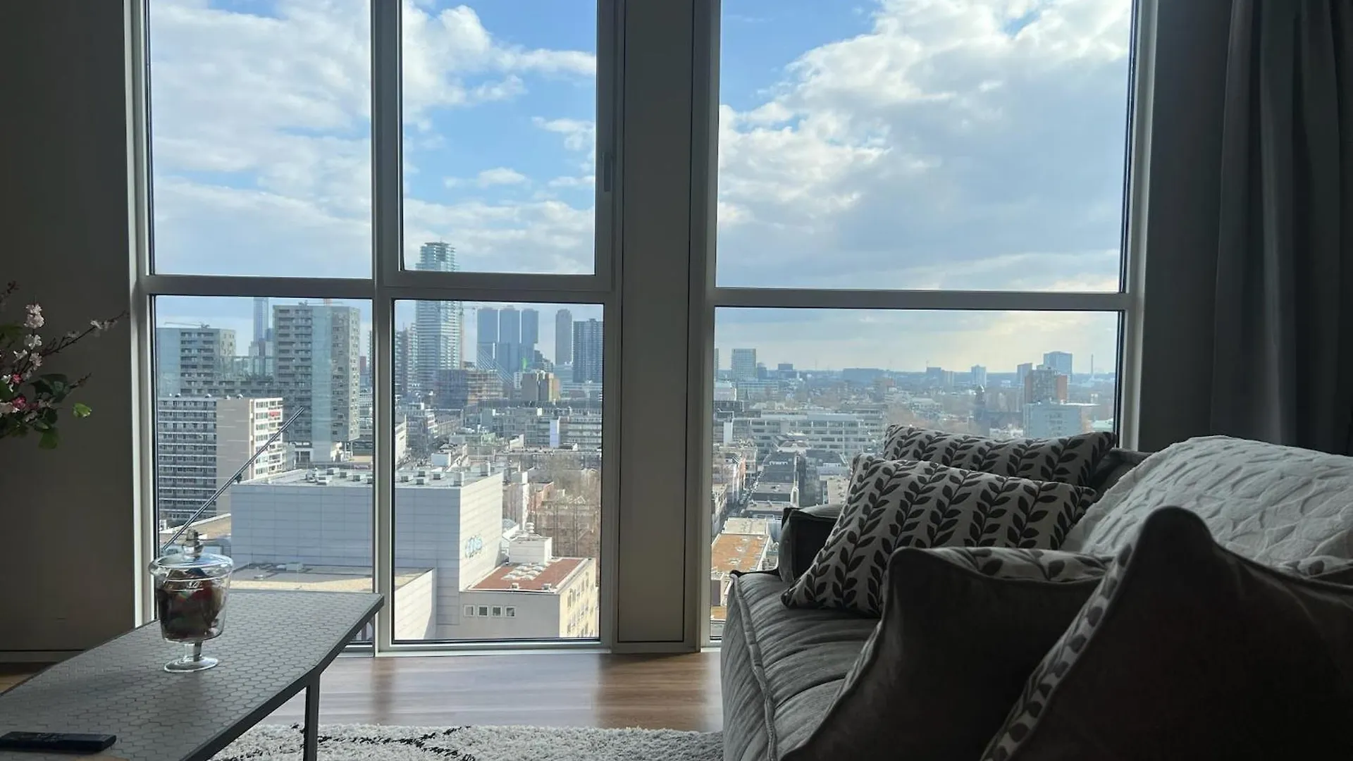 Luxury Apartment In The City Center Rotterdam